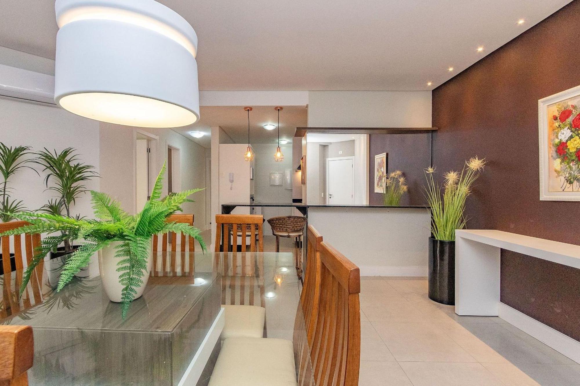 Boulevard Bombinhas: Beachfront Luxury Condo with Pool & 24/7 Security Exterior photo