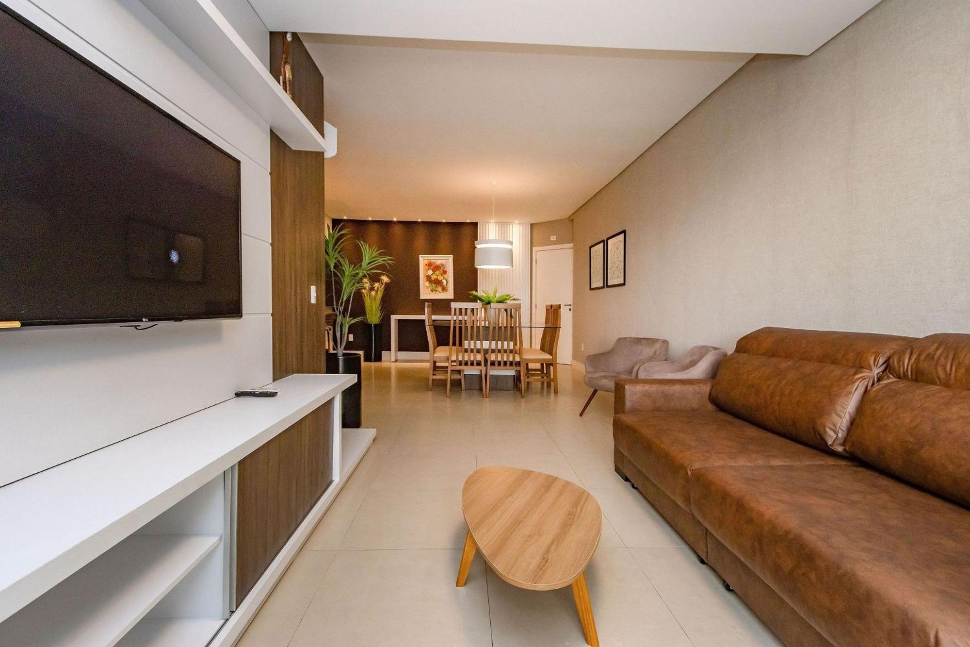 Boulevard Bombinhas: Beachfront Luxury Condo with Pool & 24/7 Security Exterior photo
